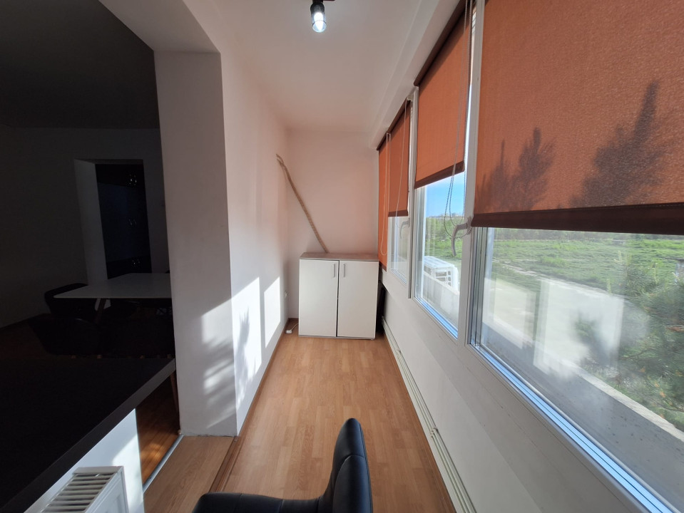 Apartament 2 camere, semidecomandat, 52 mp, zona Complexul Studentesc