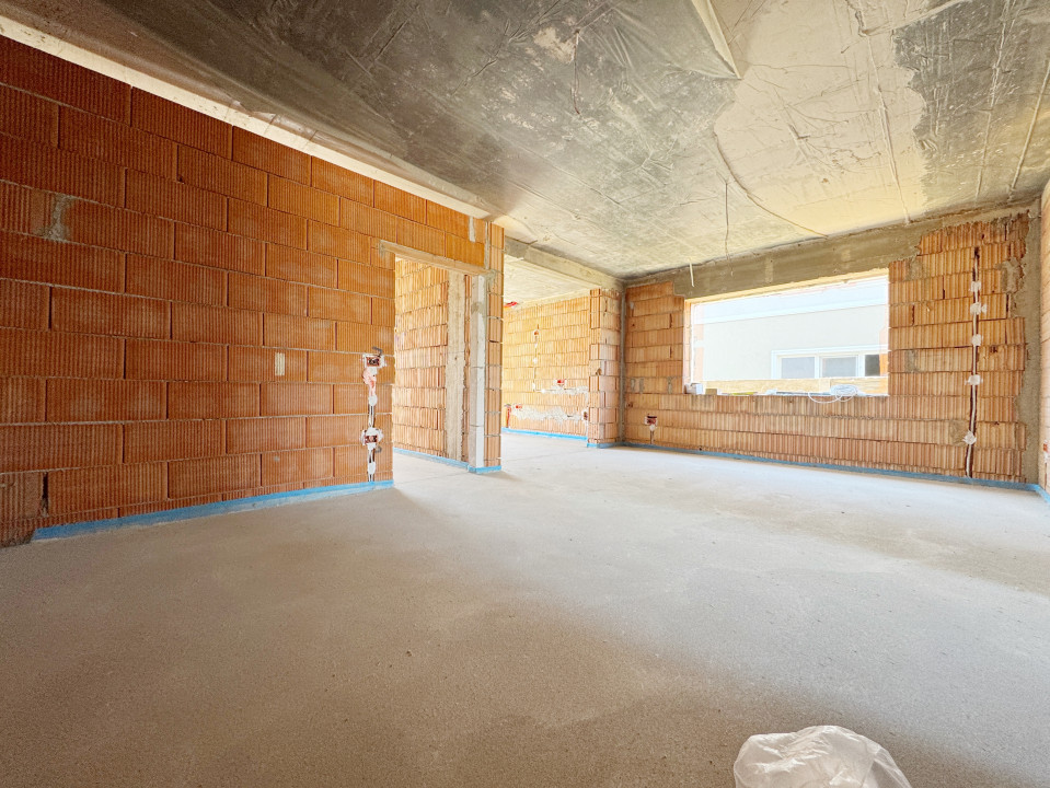 Duplex 3 camere, 75mp utili + 21mp terasa, 325mp teren, zona Lidl 