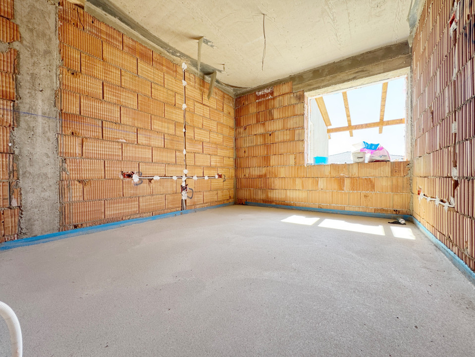 Duplex 3 camere, 75mp utili + 21mp terasa, 325mp teren, zona Lidl 