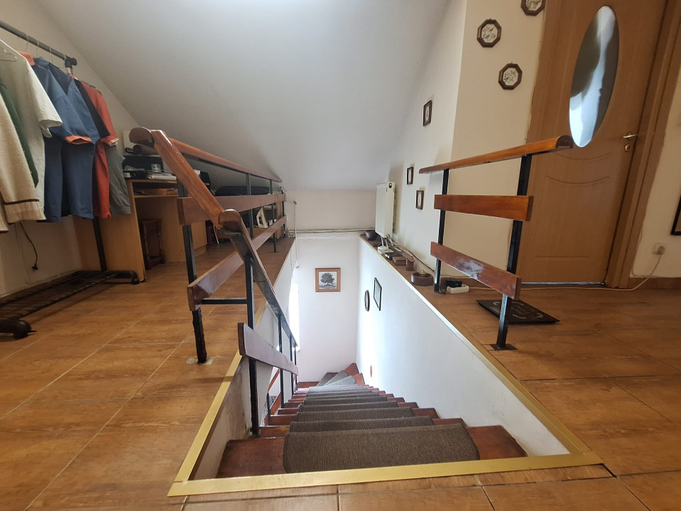 Apartament spatios cu 2 camere, decomandat, 68 mp, zona Girocului