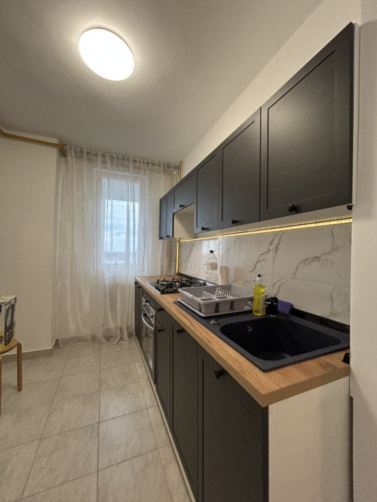 Apartament 3 camere, decomandat, 65mp utili, etaj 9/10, zona Sagului