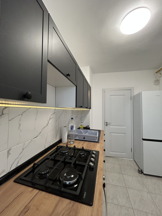 Apartament 3 camere, decomandat, 65mp utili, etaj 9/10, zona Sagului
