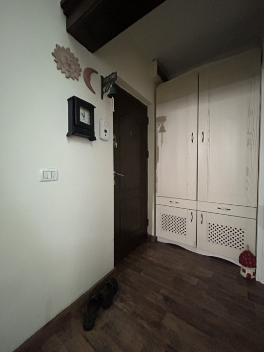 Aparatament 3 camere, semidecomandat, 63mp utili, zona Girocului