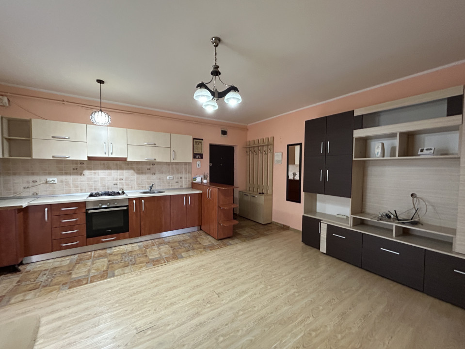 Apartament 2 camere open-space, etaj 1, zona centrala, Giroc 