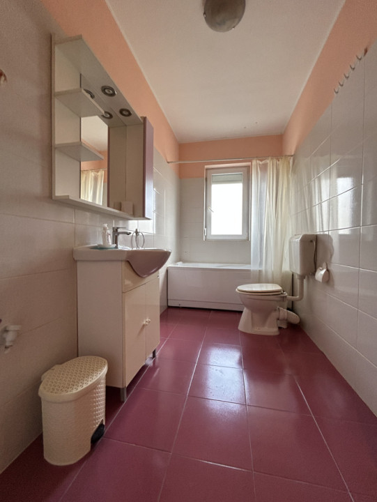 Apartament 2 camere open-space, etaj 1, zona centrala, Giroc 