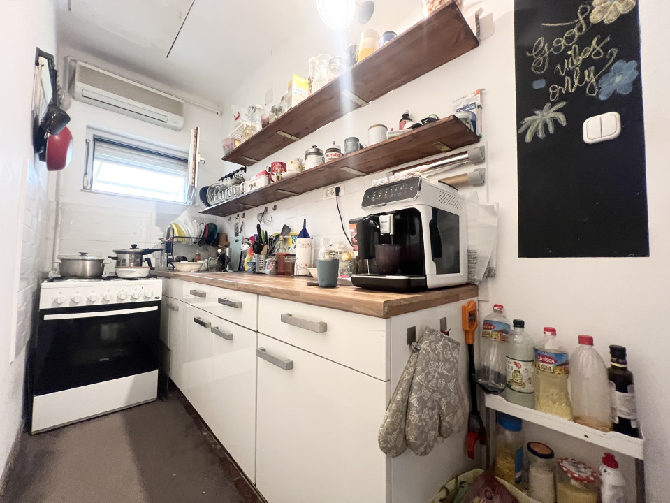 Casa Individuala, 63mp utili, teren 325mp, 3 camere, garaj - Mehala