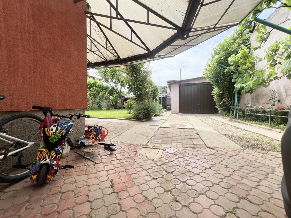 Casa Individuala, 63mp utili, teren 325mp, 3 camere, garaj - Mehala