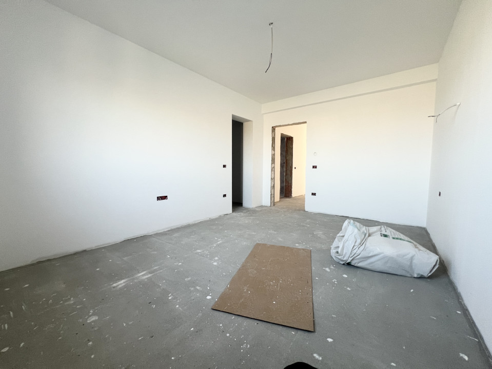 Duplex, 130mp utili, 250mp teren, 4 Camere, Constructie Noua -  Giarmata