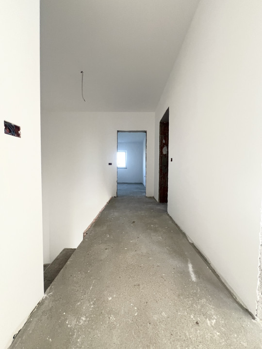 Duplex, 130mp utili, 250mp teren, 4 Camere, Constructie Noua -  Giarmata
