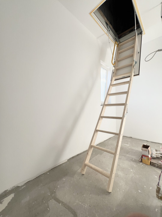 Duplex, 130mp utili, 250mp teren, 4 Camere, Constructie Noua -  Giarmata
