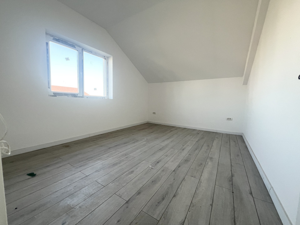 Individuală 5 camere, 143mp, 563mp teren, constructie noua - Giarmata
