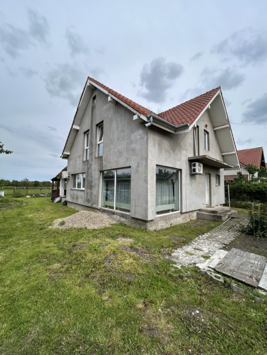 Casa Individuala 158mp utili, 436mp teren, foraj -  Sanmihaiul Roman