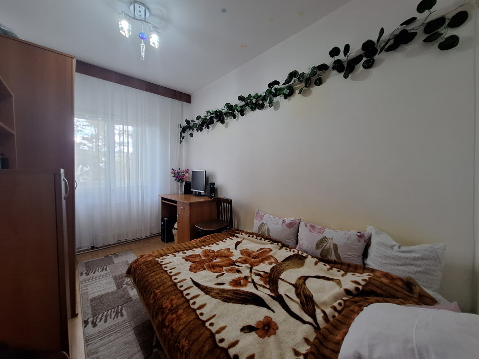 Apartament 3 camere, decomandat, 54 mp, pozitionat excelent în zona Girocului
