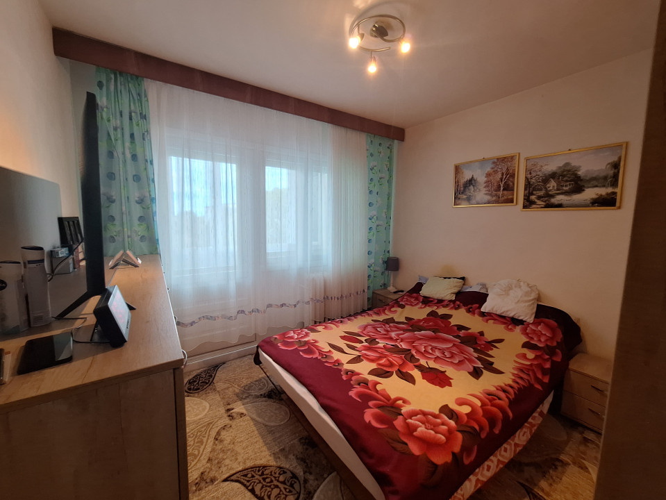 Apartament 3 camere, decomandat, 54 mp, pozitionat excelent în zona Girocului