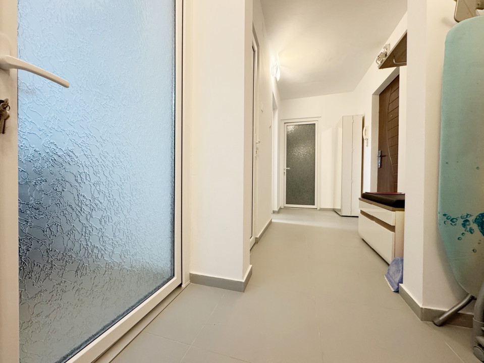 Apartament 2 camere, decomandat, 57mp utili +5mp balcon -Shopping City