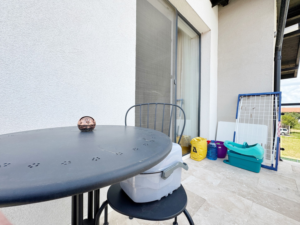 Apartament 2 camere, 47mp utili, balcon 5mp, zona linistita -Giroc