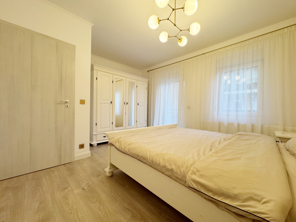 Apartament 3 camere, 75mp utili + terasa 11 mp, 2 bai -Giroc 