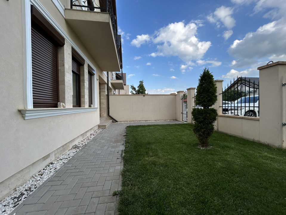 Duplex 4 camere, 113mp utili, 320mp teren, P+M, zona -Mosnita Noua