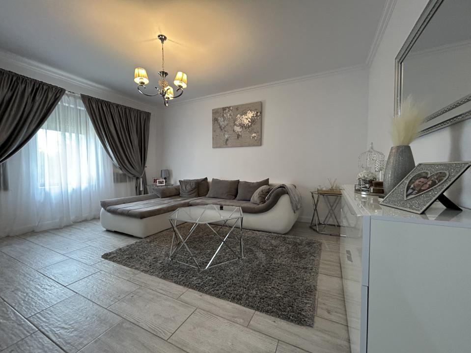 Duplex 4 camere, 113mp utili, 320mp teren, P+M, zona -Mosnita Noua