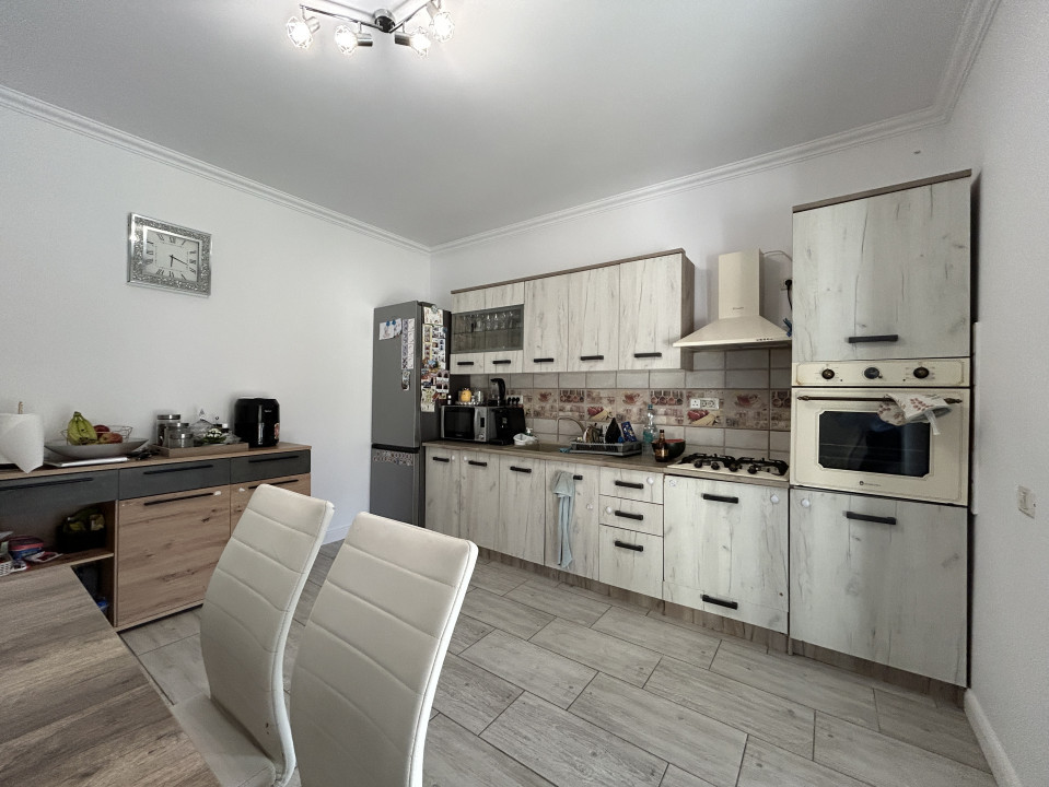 Duplex 4 camere, 113mp utili, 320mp teren, P+M, zona -Mosnita Noua