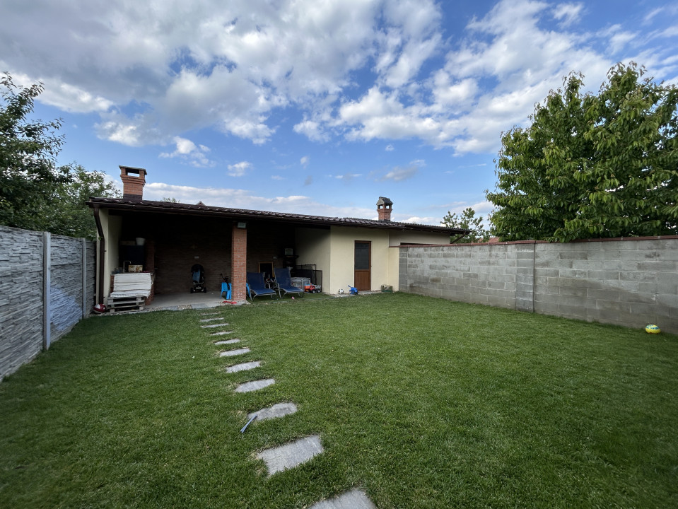 Duplex 4 camere, 113mp utili, 320mp teren, P+M, zona -Mosnita Noua