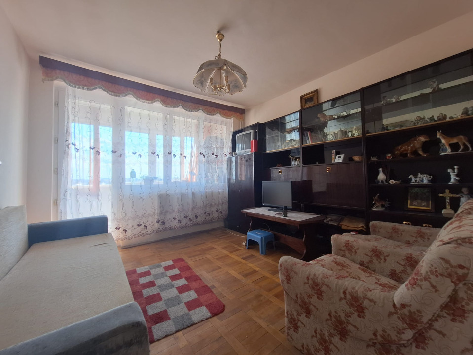 Apartament 2 camere, decomandat, 50mp, pozitie excelanta zona Spitalul Judetean