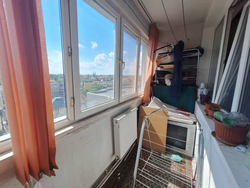 Apartament 2 camere, decomandat, 50mp, pozitie excelanta zona Spitalul Judetean