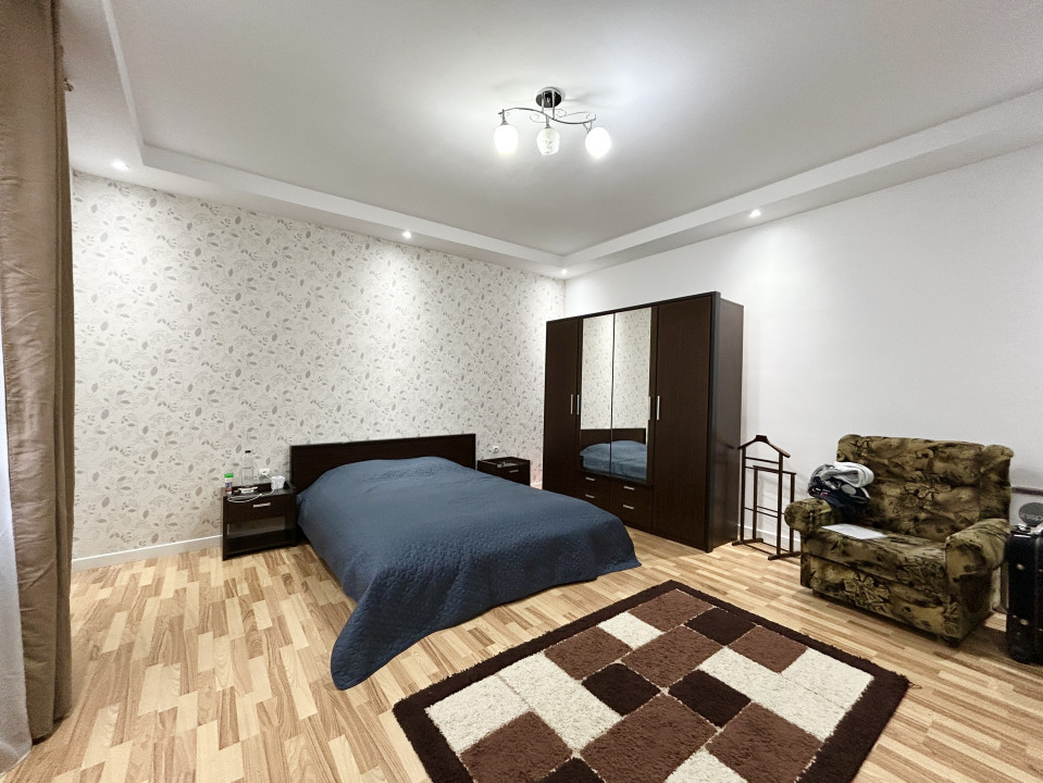 Apartament 3 camere, semi-decomandat, 91mp utili, 2 bai, Parter - Central