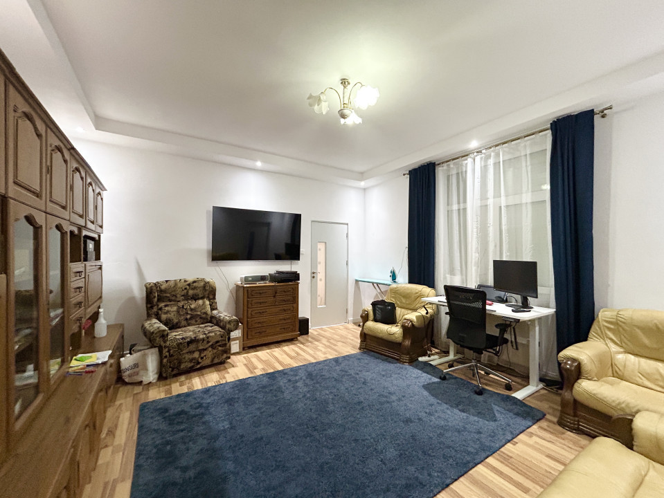 Apartament 3 camere, semi-decomandat, 91mp utili, 2 bai, Parter - Central