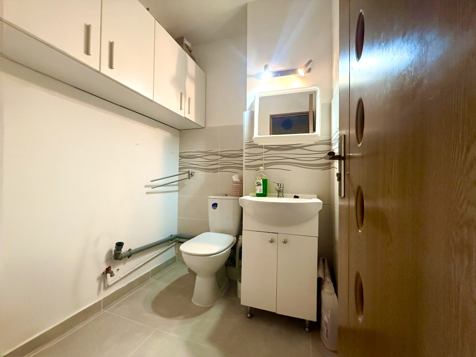 Apartament 3 camere, 70mp utili, etaj 4, acoperis de tigla - Aradului