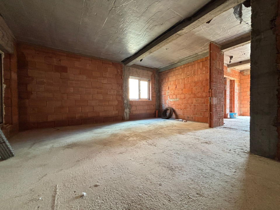 Duplex 4 camere, 113 mp utili, toate utilitatile - in Giroc
