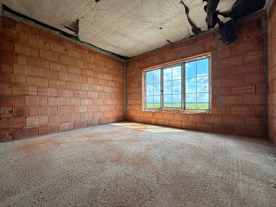 Duplex 4 camere, 113 mp utili, toate utilitatile - in Giroc