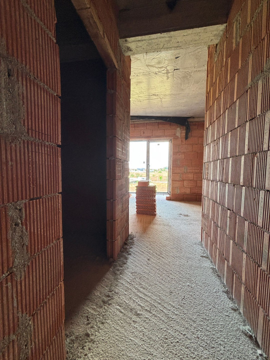 Duplex 4 camere, 113 mp utili, toate utilitatile - in Giroc