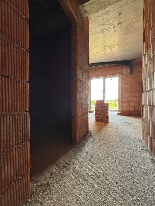 Duplex 4 camere, 113 mp utili, toate utilitatile - in Giroc