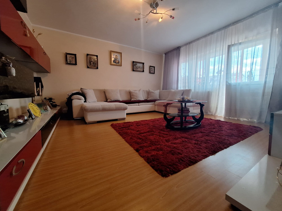 Apartament 2 camere, decomandat, 56 mp, etaj 1, zona Shopping City