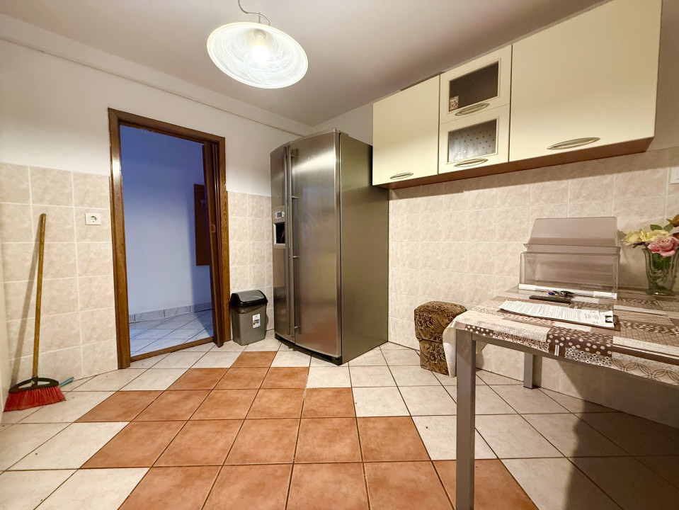 Apartament 4 camere, 78mp utili, etaj 2, EXCLUSIVITATE - Aradului