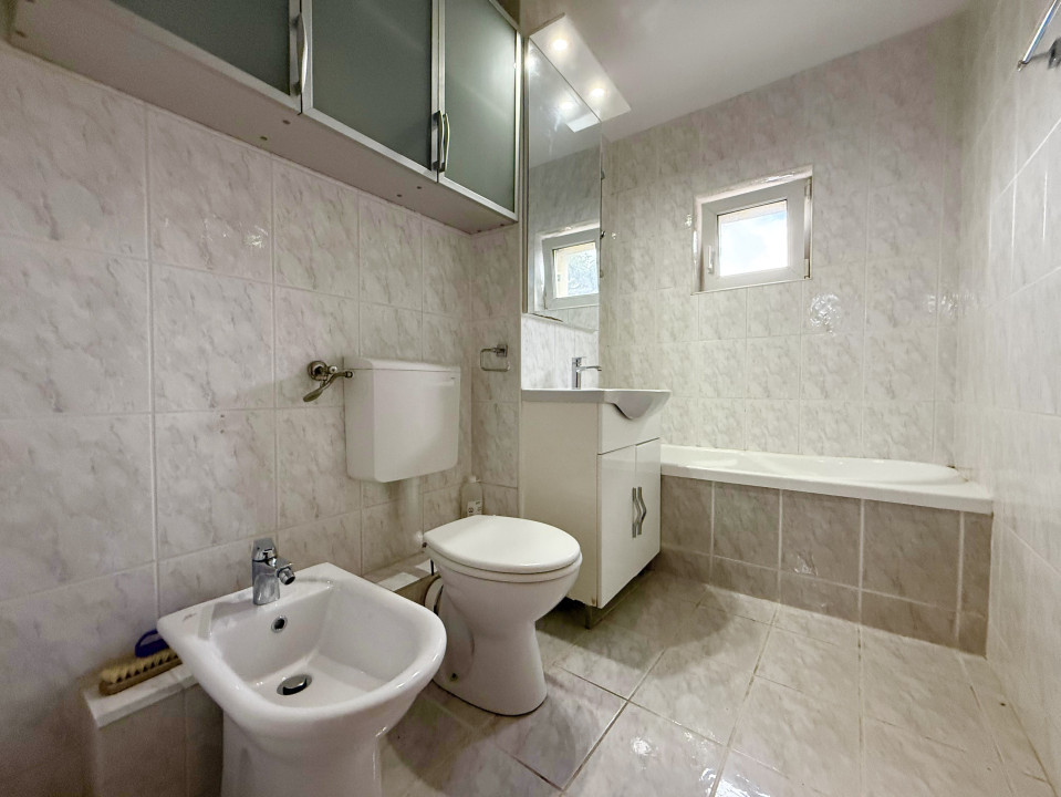 Apartament 4 camere, 78mp utili, etaj 2, EXCLUSIVITATE - Aradului