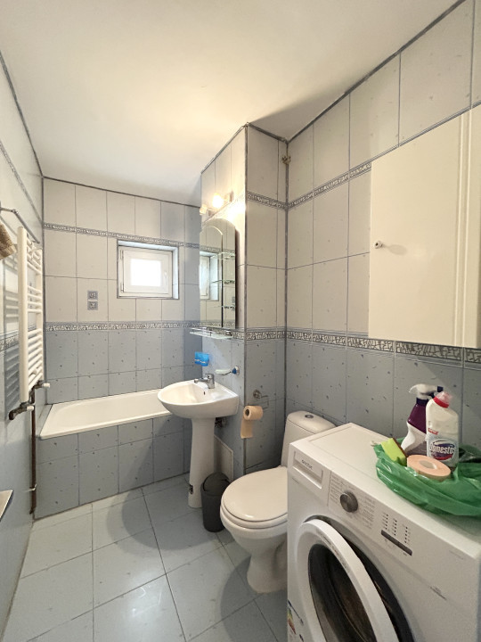 Apartament 3 camere, semidecomandat, 68mp utili, zona Olimpia -Stadion 