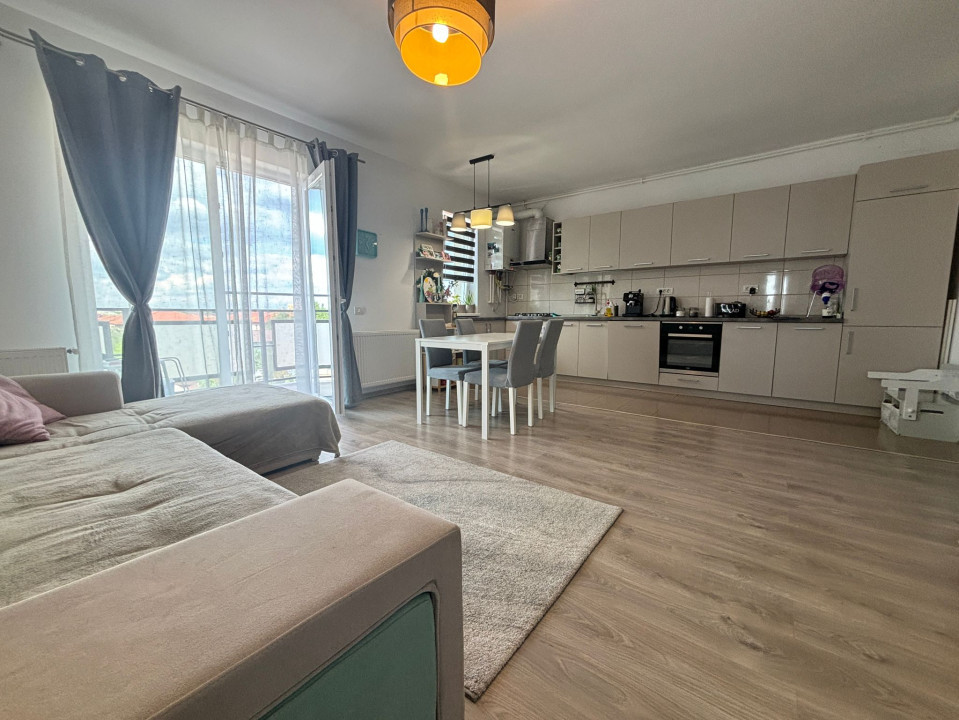 Apartament 2 camere, 56mp, etaj 2, loc de parcare inscris în CF, zona Giroc