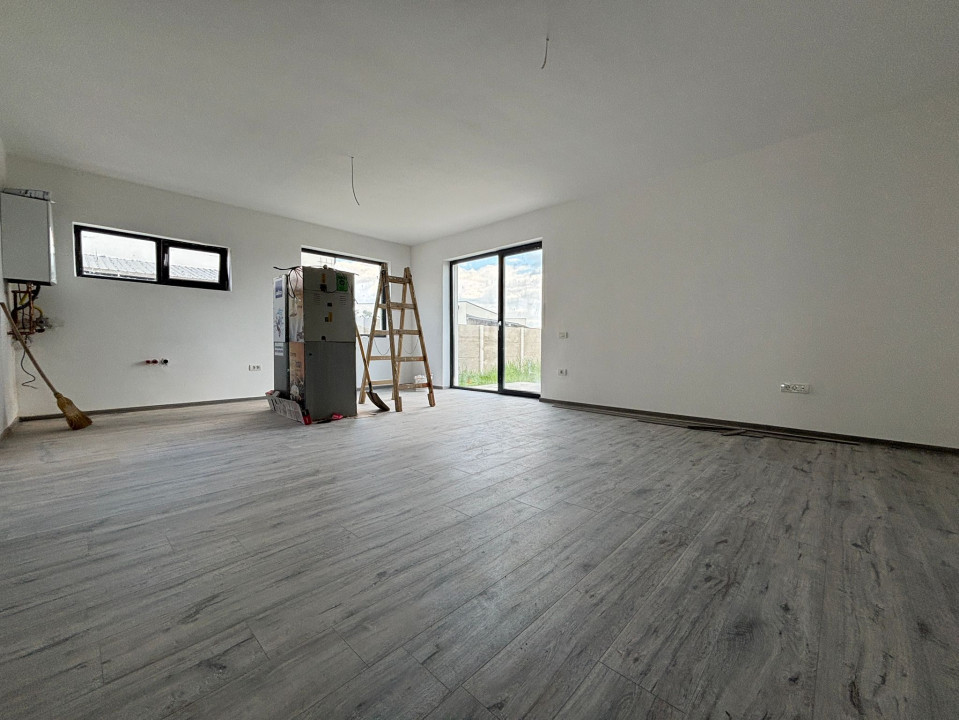 Duplex 3 camere, 86mp utili, 350 teren in Mosnita Noua 