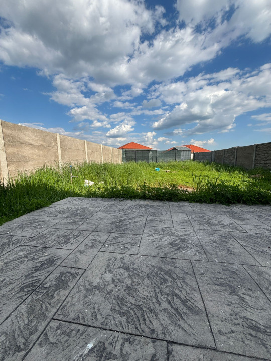 Duplex 3 camere, 86mp utili, 350 teren in Mosnita Noua 