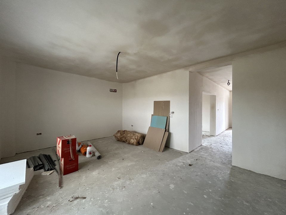 Duplex 4 camere, P+E, 132mp utili, 308mp teren in Sag