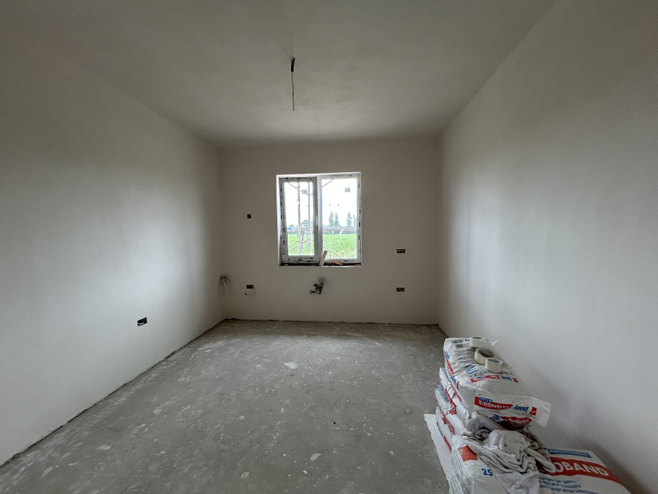 Duplex 4 camere, P+E, 132mp utili, 308mp teren in Sag