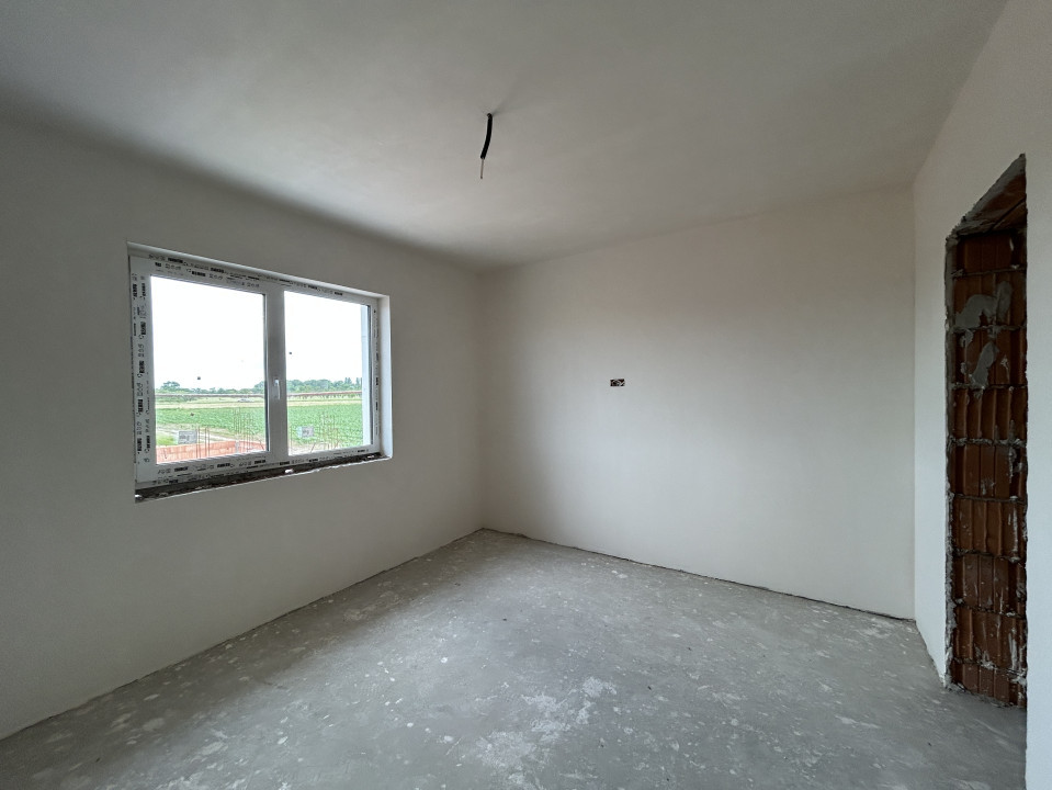 Duplex 4 camere, P+E, 132mp utili, 308mp teren in Sag