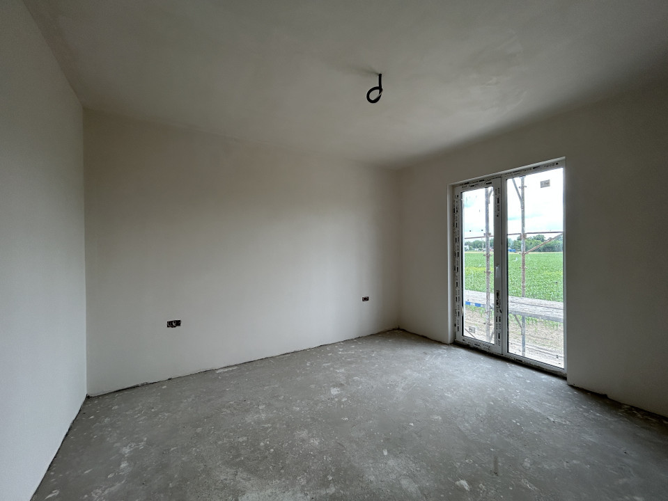 Duplex 4 camere, P+E, 132mp utili, 308mp teren in Sag