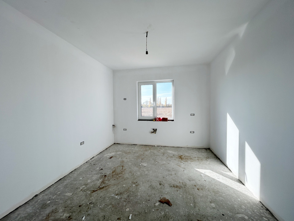 Duplex 4 camere, P+E, 132mp utili, 308mp teren in Sag