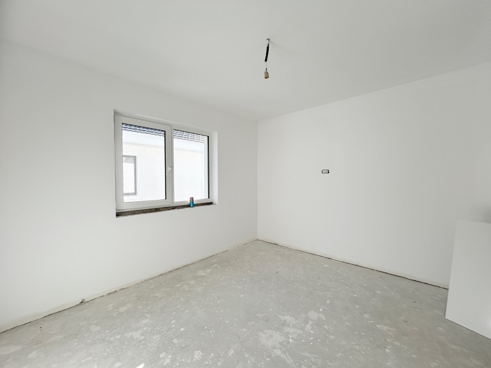 Duplex 4 camere, P+E, 132mp utili, 308mp teren in Sag