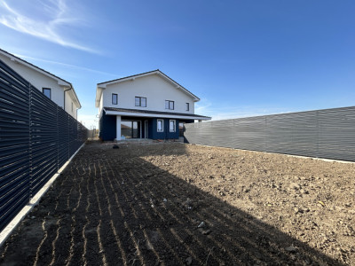 Duplex 4 camere, P+E, 132mp utili, 308mp teren in Sag