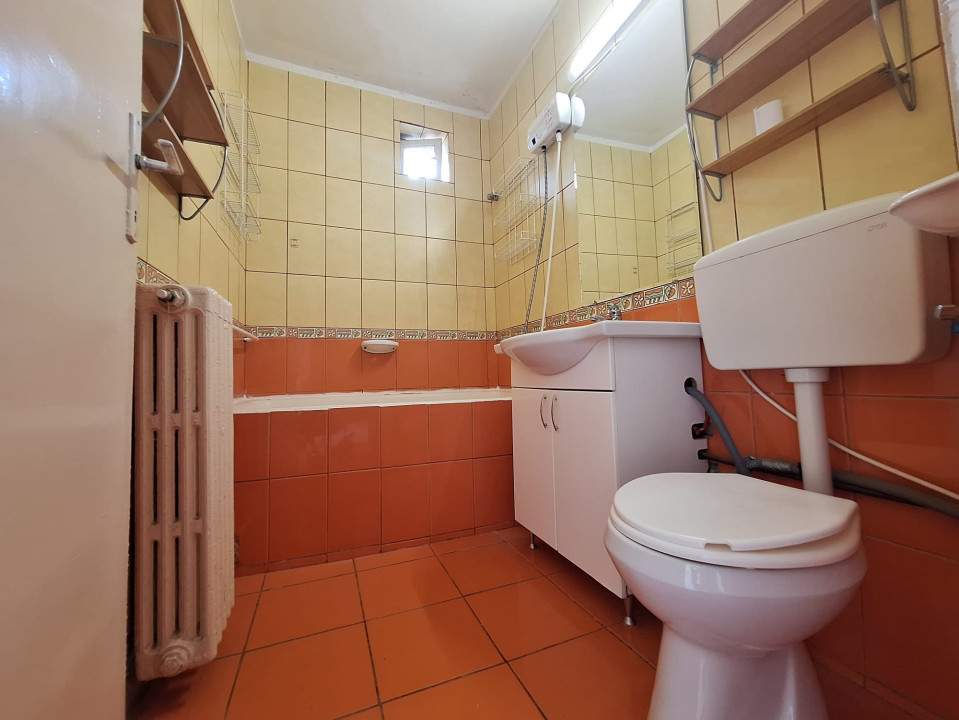 Apartament spatios si confortabil, 2 camere, semidecomandat, 52 mp - Complex