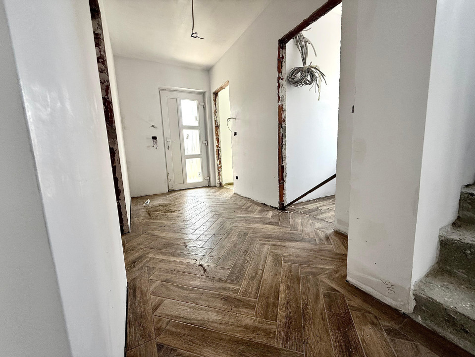 Duplex spatios  5 camere, 125,4 mp utili, in Urseni - confort si liniste
